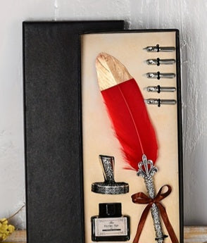 Plume caligraphie rouge